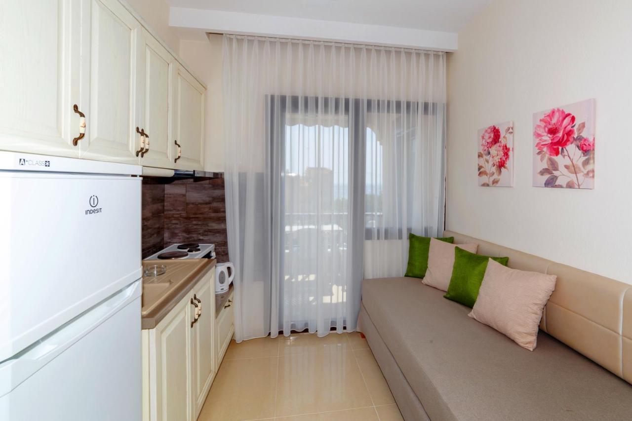 Apartments Kassandrinos-Maria Nikiti  Exterior foto